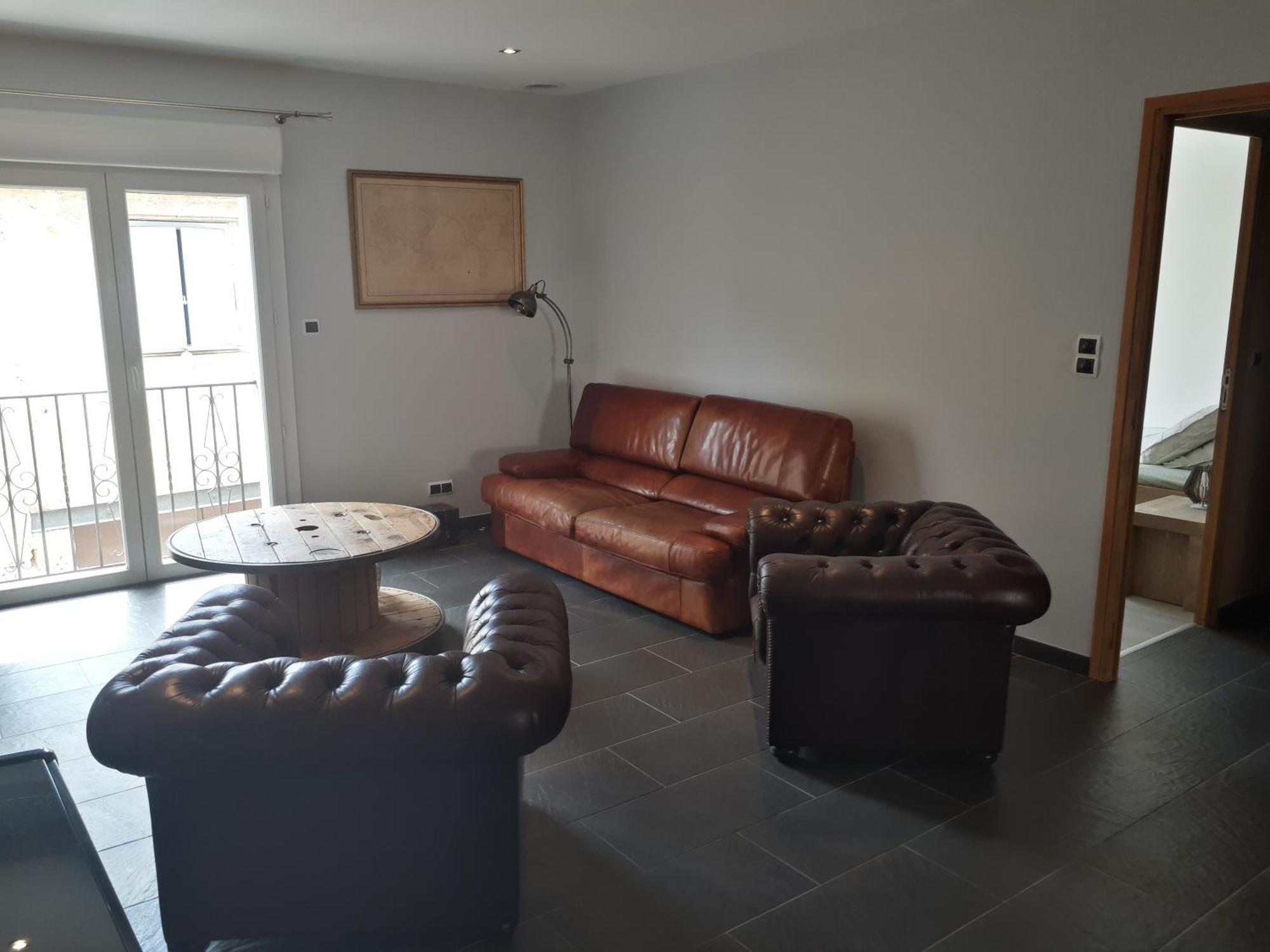 Maison De Village Avec Sa Charmante Petite Cour Interieure Fleury  Extérieur photo